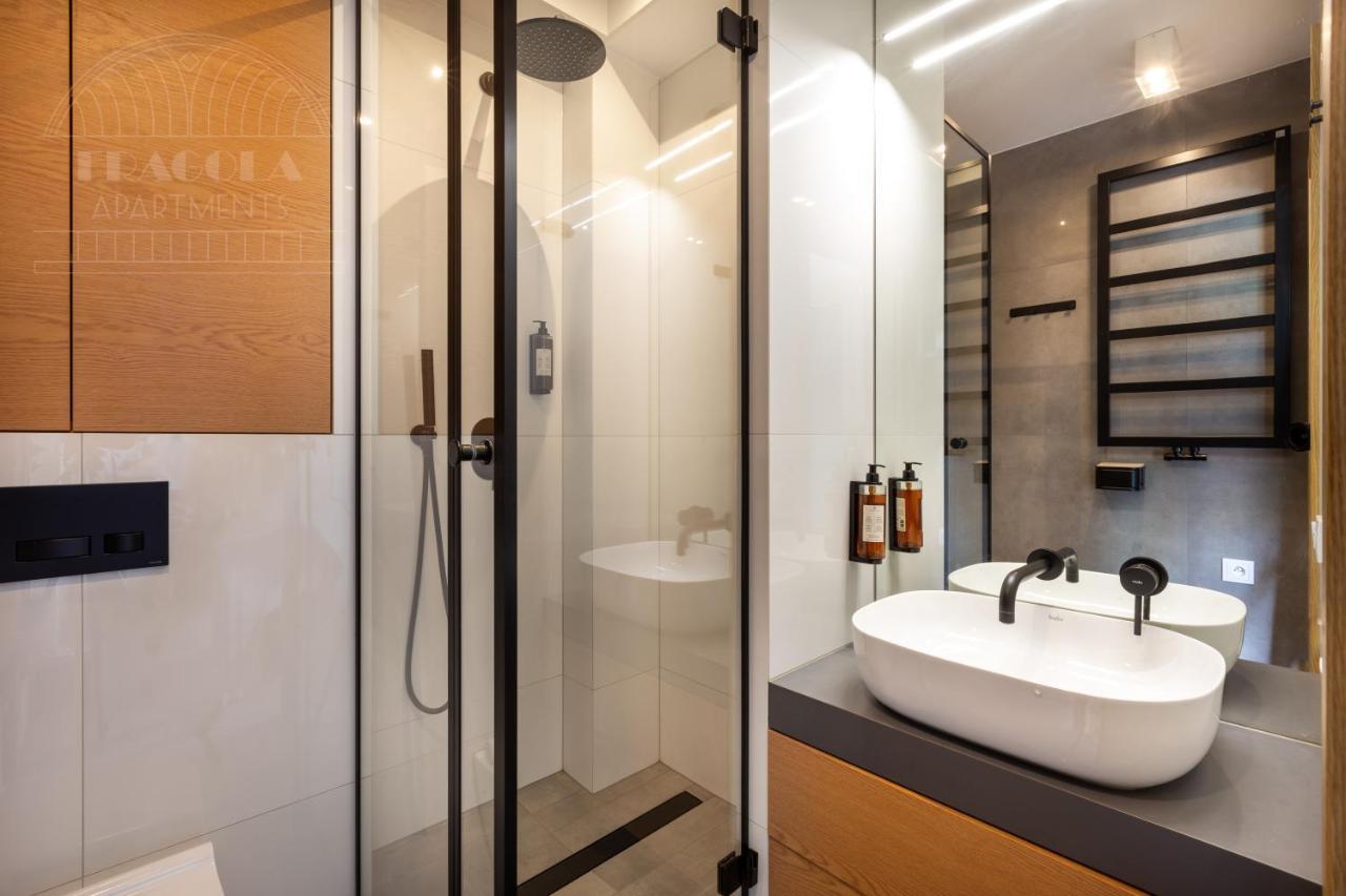 Artsquare Fragola Apartments - City Center Kazimierz คราคูฟ ภายนอก รูปภาพ